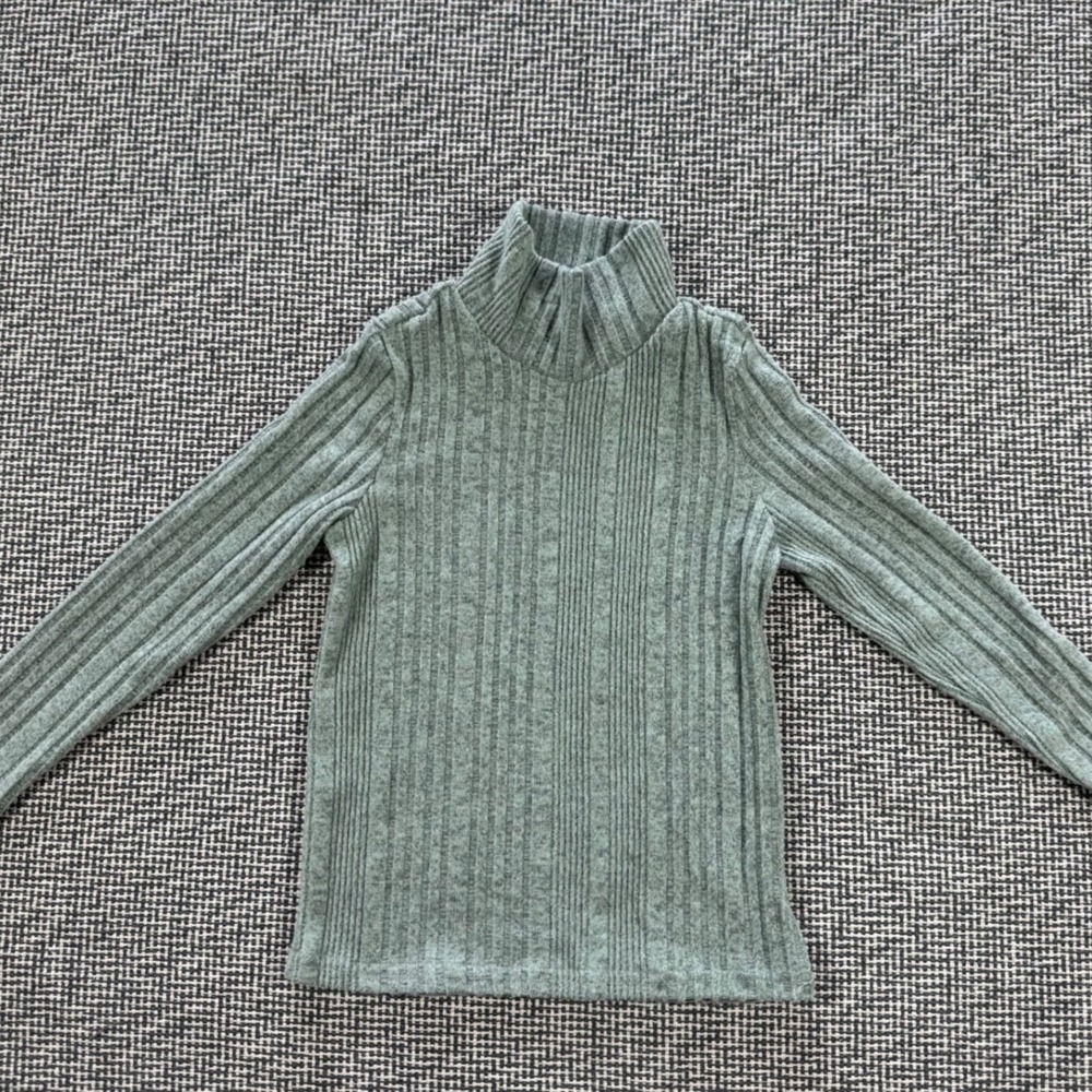 PatPat Kids Sage Green Ribbed Knit Turtleneck Sweater Size 6-7Y Long Sleeve